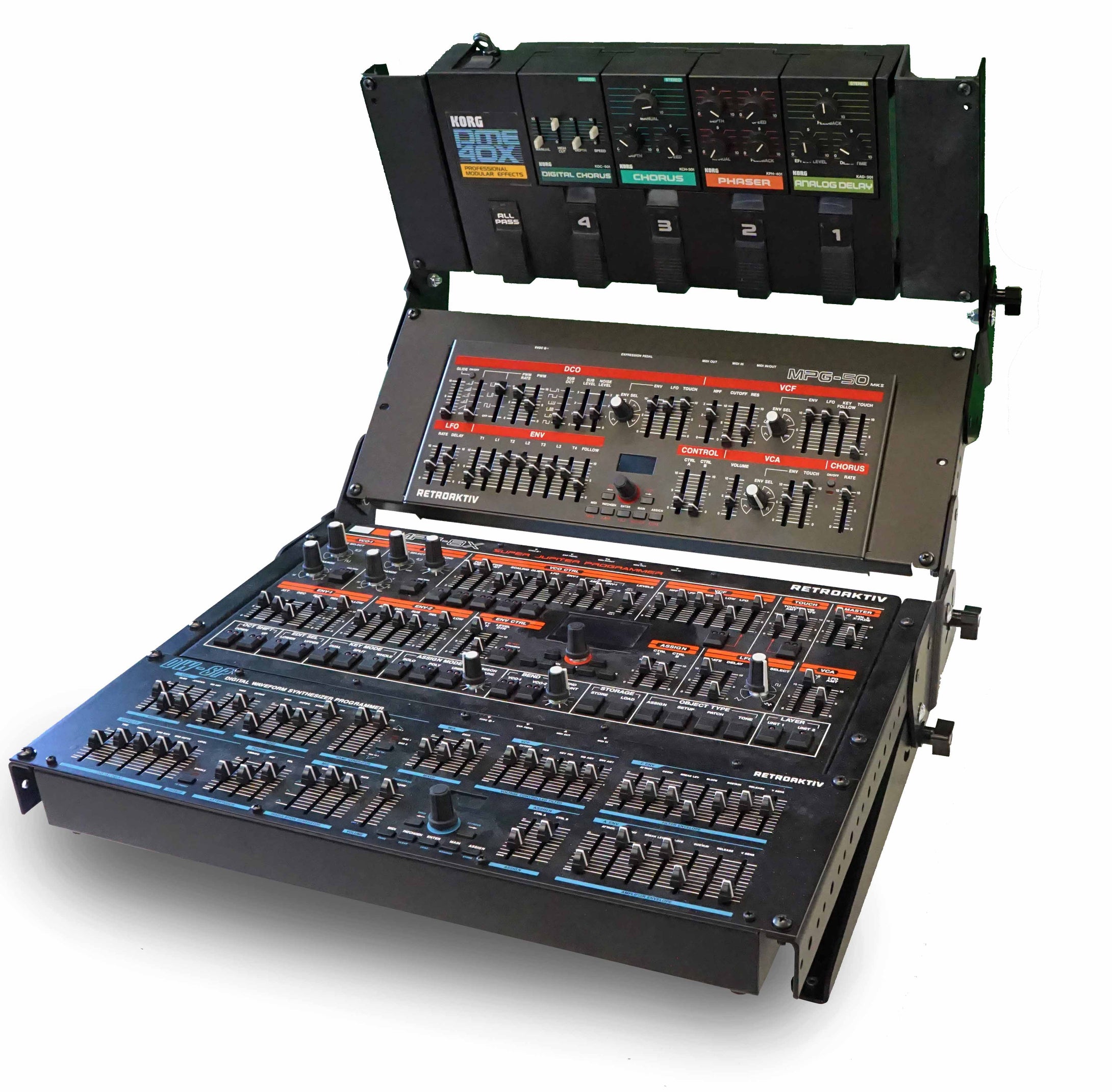 RETRAKT Adjustable Angled Rack-mounting System
